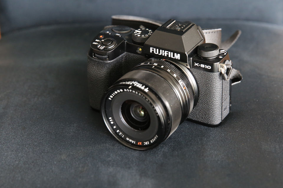 fuji x-s10